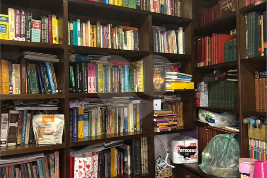 Sobrado à venda com 4 quartos em Tremembé, São Paulo, SP