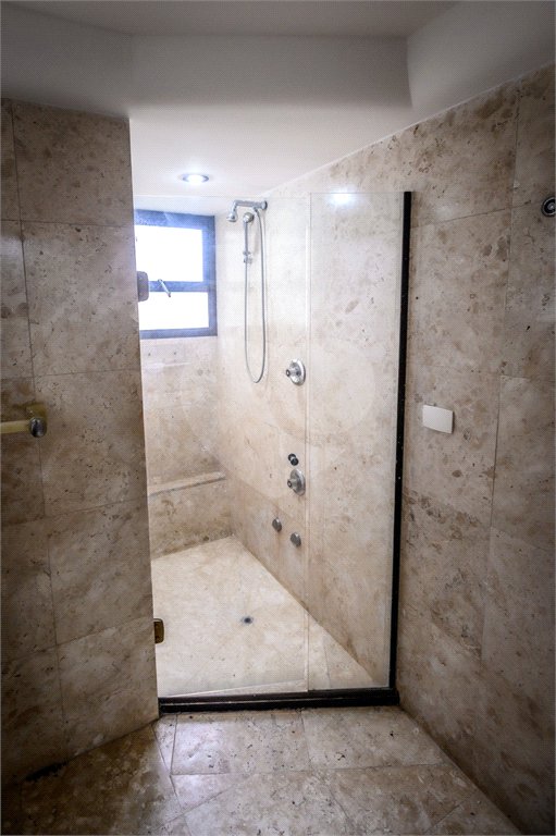 Apartamento à venda com 3 suítes em Paineiras do Morumbi, São Paulo, SP