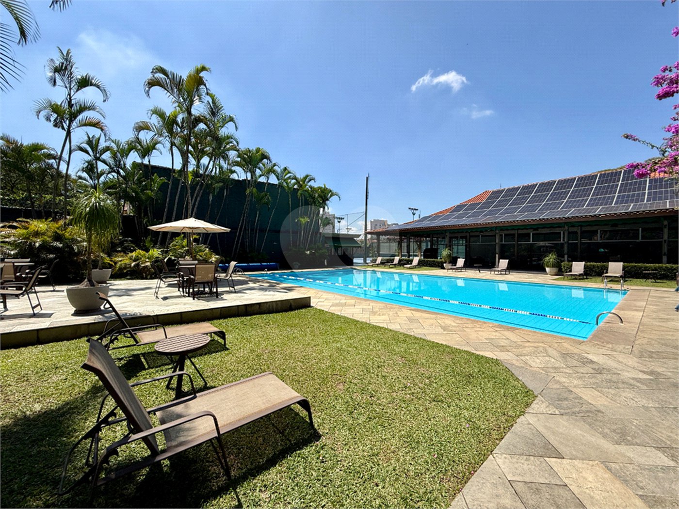 Apartamento à venda com 4 suítes em Jardim Marajoara, São Paulo, SP