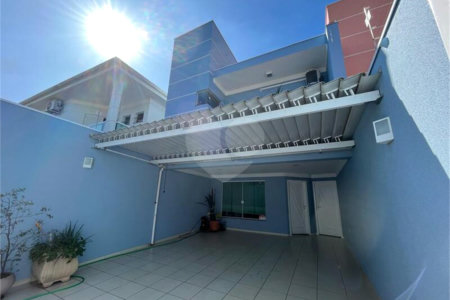 Sobrado à venda com 3 quartos, sendo 1 suíte, no Centro, Indaiatuba, SP