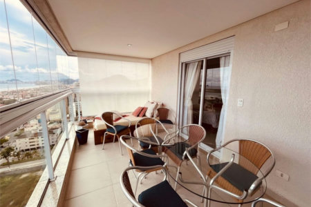 Apartamento Residencial à venda, Jardim Virginia, Guarujá - AP1313.