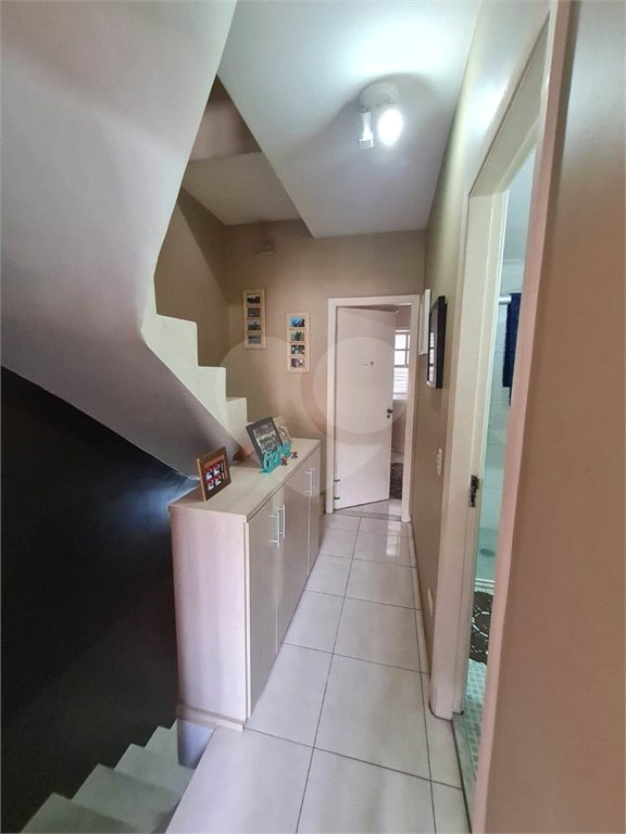 Casa à venda com 3 quartos, sendo 1 suíte, no condomínio Moradas do Ipê, São Paulo - SP