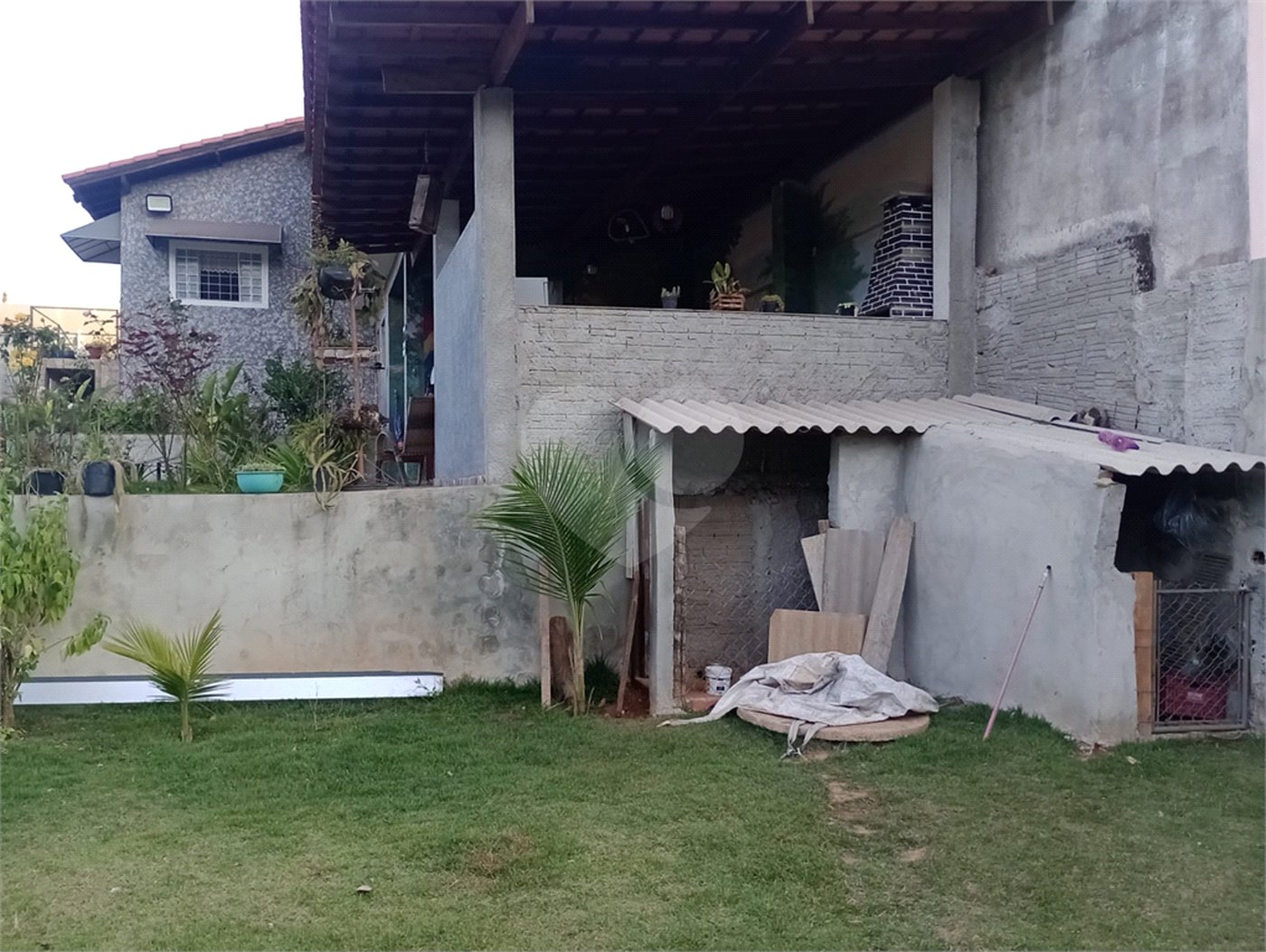 Chácara à venda com 5 quartos, sendo 1 suíte, em Jardim Marabá, Itapetininga, SP