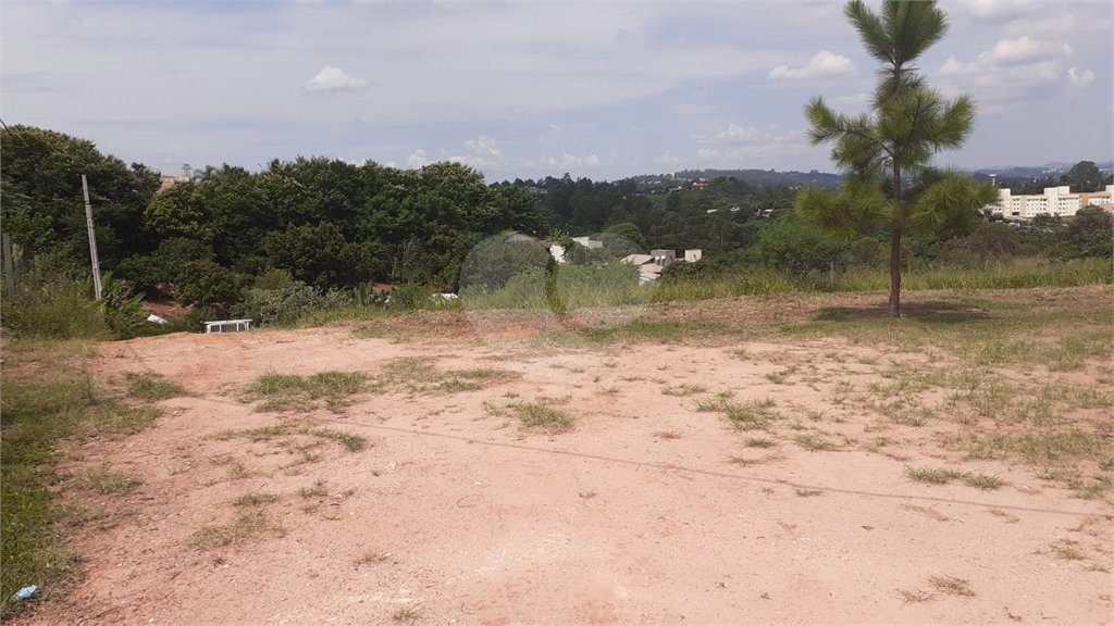 Chácara à venda com 4 quartos, sendo 1 suíte,  em Vista Alegre, Vinhedo, SP