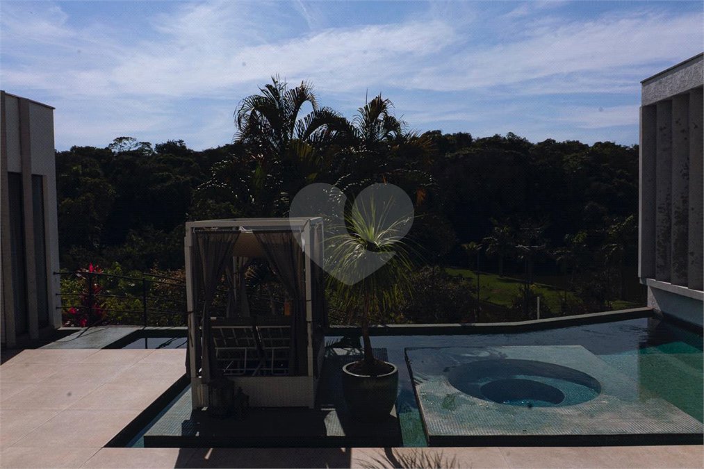 Casa à venda com 4 suítes no condomínio Fazenda Imperial, Sorocaba - SP