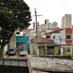 Casa à venda com 3 quartos, sendo 1 suíte, no condomínio Praça Doutor José Augusto César,8, São Paulo - SP