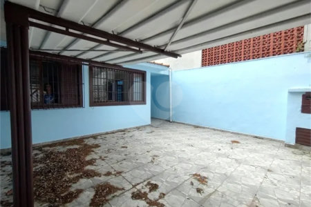 Casa de Vila à venda com 3 quartos, sendo 1 suíte,  em Jardim Esmeralda, São Paulo, SP