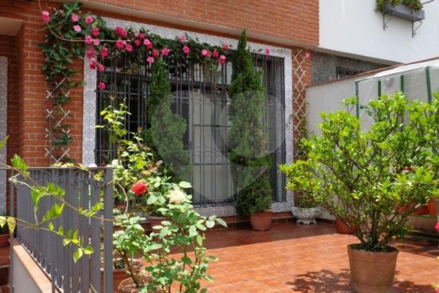 Sobrado à venda com 4 quartos, sendo 2 suítes, em Água Fria, São Paulo, SP