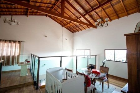 Casa à venda com 3 quartos, sendo 2 suítes,  em Alto da Serra (mailasqui), São Roque, SP
