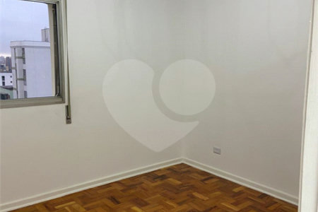 Apartamento à venda com 3 quartos, sendo 1 suíte, no Centro, Santo André, SP