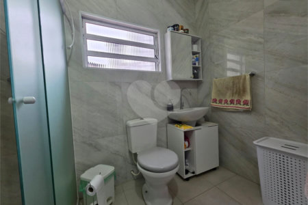 Sobrado à venda com 6 quartos, sendo 3 suítes, em Santa Teresinha, São Paulo, SP