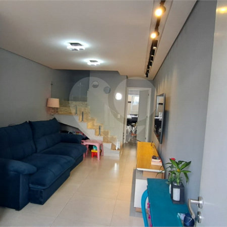 Sobrado à venda com 2 suítes em Vila Polopoli, São Paulo, SP