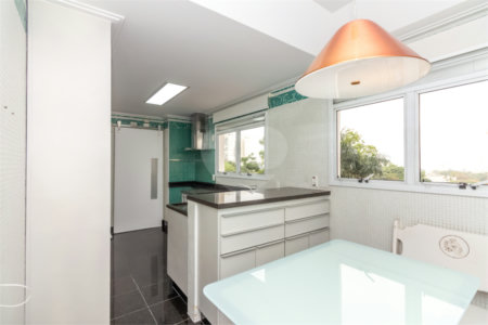 Apartamento à venda com 3 suítes em Alto da Boa Vista, São Paulo, SP