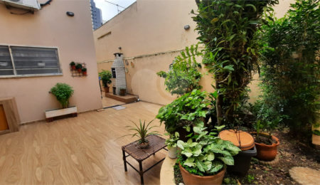 Casa à venda com 3 quartos, sendo 2 suítes, em Santo Amaro, São Paulo, SP