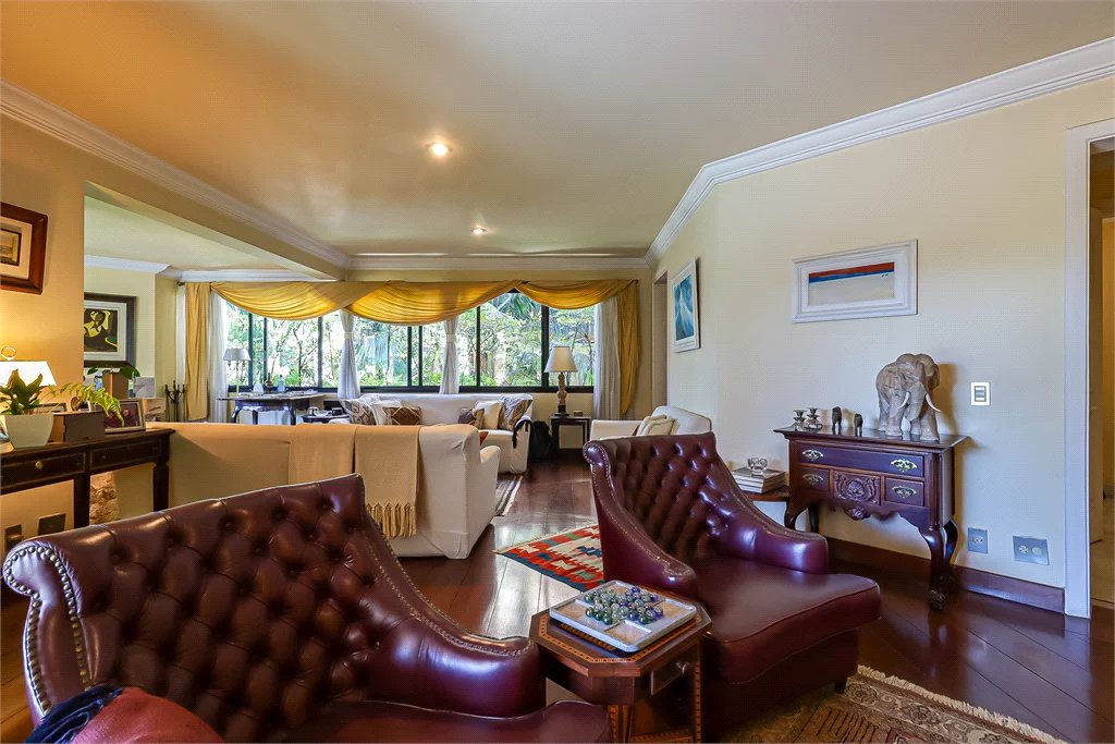 Apartamento à venda ou para alugar com 4 suítes em Jardim Vitória Régia, São Paulo, SP