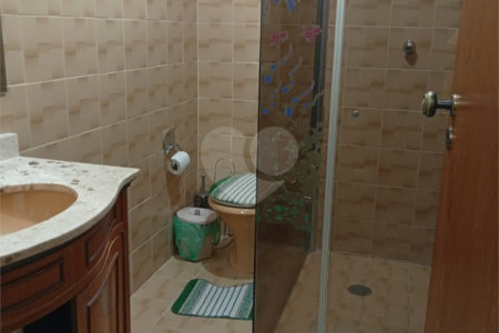 Sobrado à venda ou para alugar com 3 quartos, sendo 2 suítes,  em Jardim São José (zona Norte), São Paulo, SP
