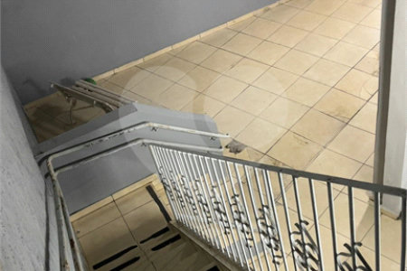 Sobrado à venda com 3 quartos em Cidade Kemel, São Paulo, SP