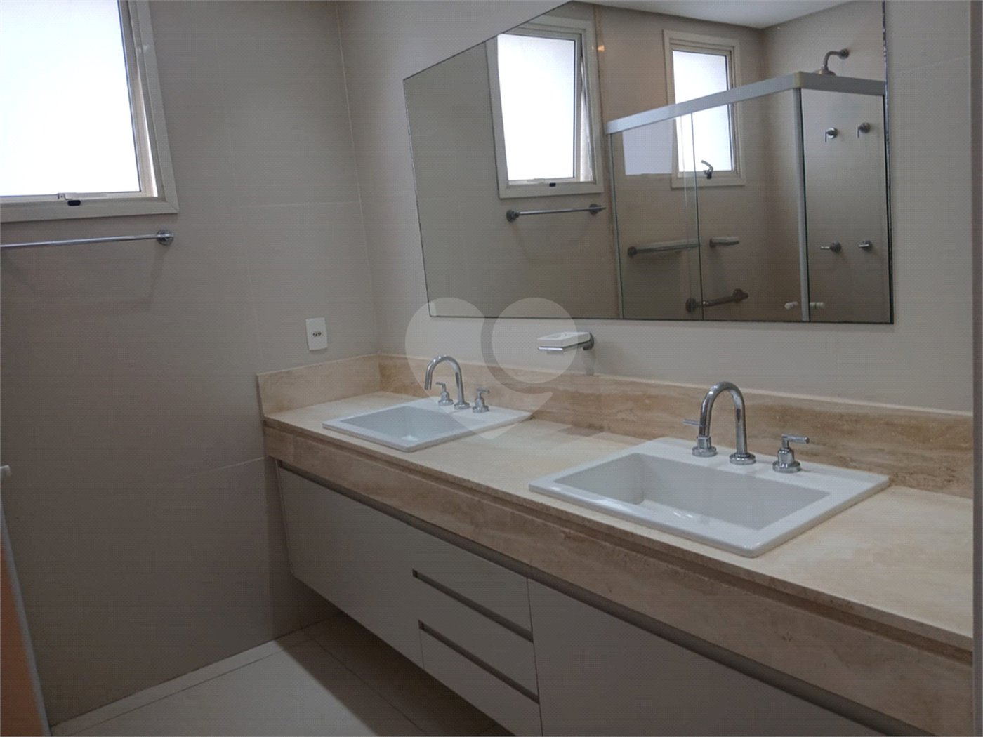 Apartamento à venda com 4 suítes em Anhangabaú, Jundiaí, SP