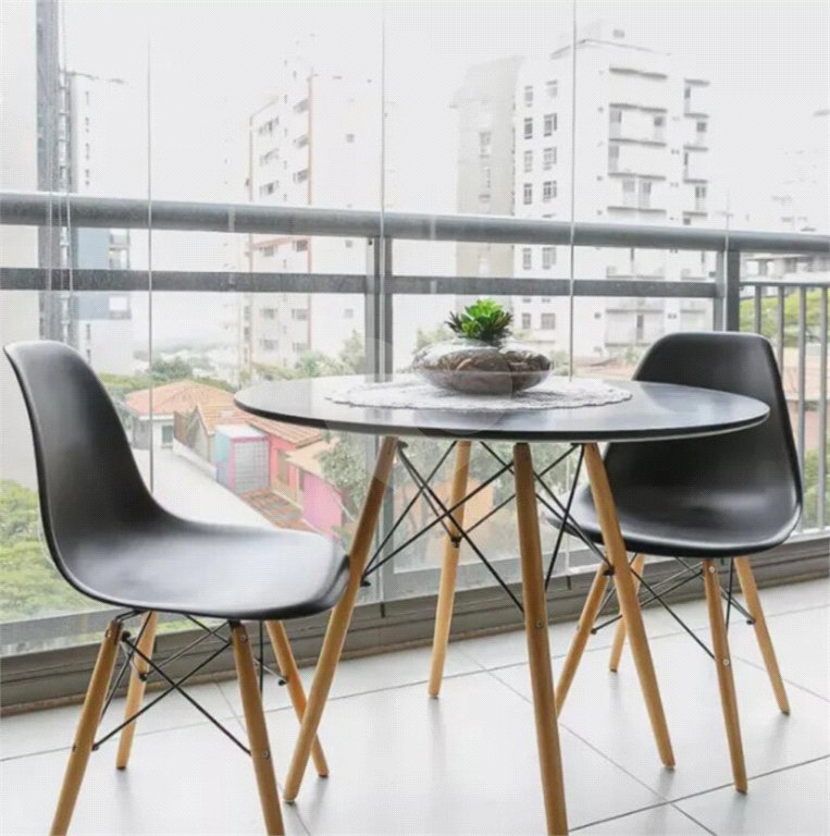 Apartamento à venda ou para alugar com 1 suíte em Sumarezinho, São Paulo, SP