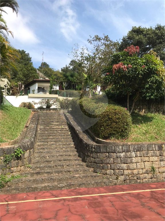 Casa à venda com 6 quartos, sendo 5 suítes, em Roseira, Mairiporã, SP