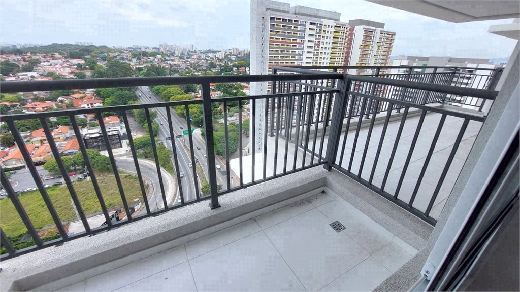 Apartamento à venda com 3 quartos, sendo 1 suíte,  em Butantã, São Paulo, SP