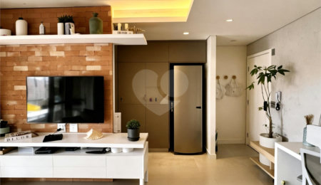 Apartamento à venda com 2 quartos, sendo 1 suíte,  em Brooklin, São Paulo, SP