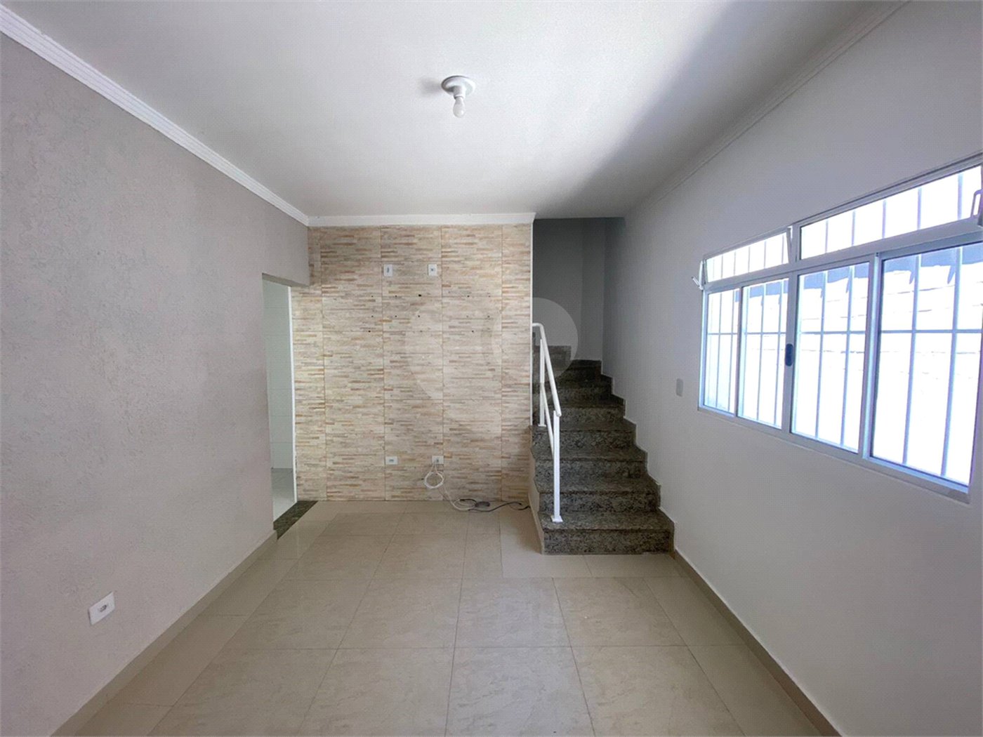 Casa à venda com 2 quartos no condomínio Cojunto Residencial Victoria, São Paulo - SP