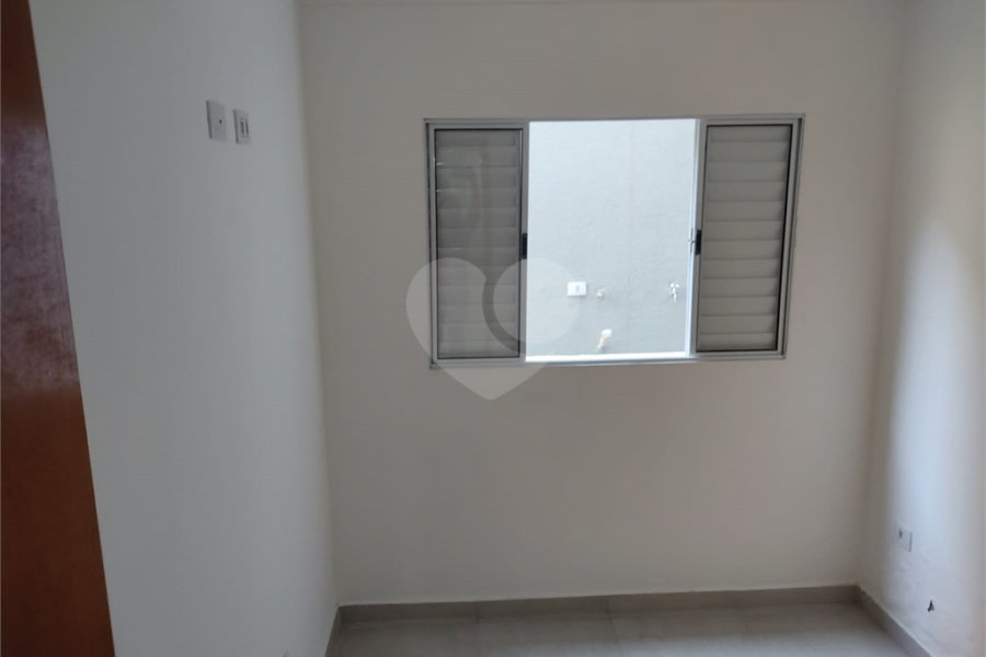 Casa à venda com 2 quartos no condomínio Maria, São Paulo - SP