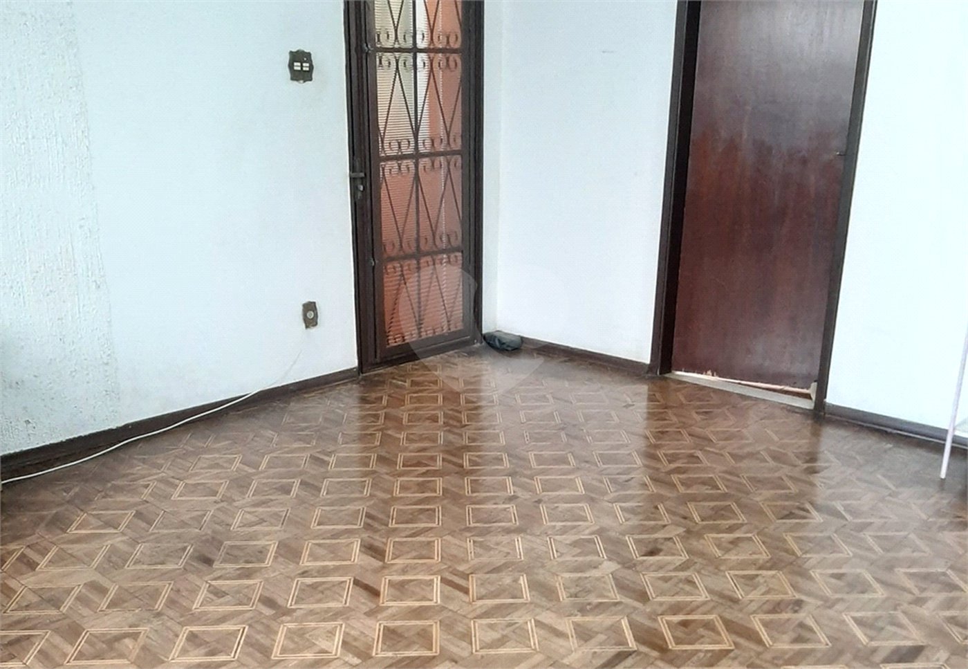 Casa à venda com 4 quartos, sendo 1 suíte, em Jardim do Estádio, Itu, SP
