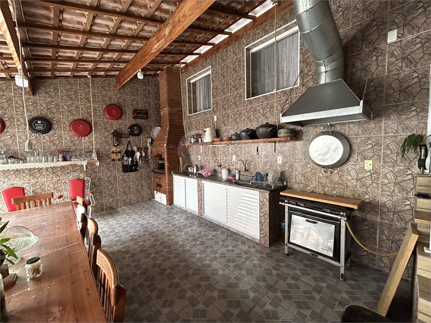 Sobrado à venda com 3 quartos em Tremembé, São Paulo, SP