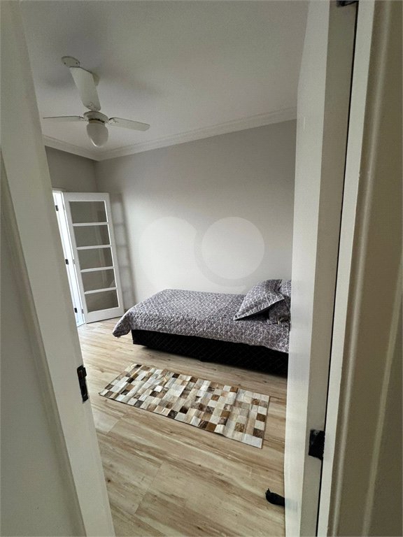 Casa à venda com 3 quartos, sendo 1 suíte, no condomínio Vilage Palmas, São Paulo - SP