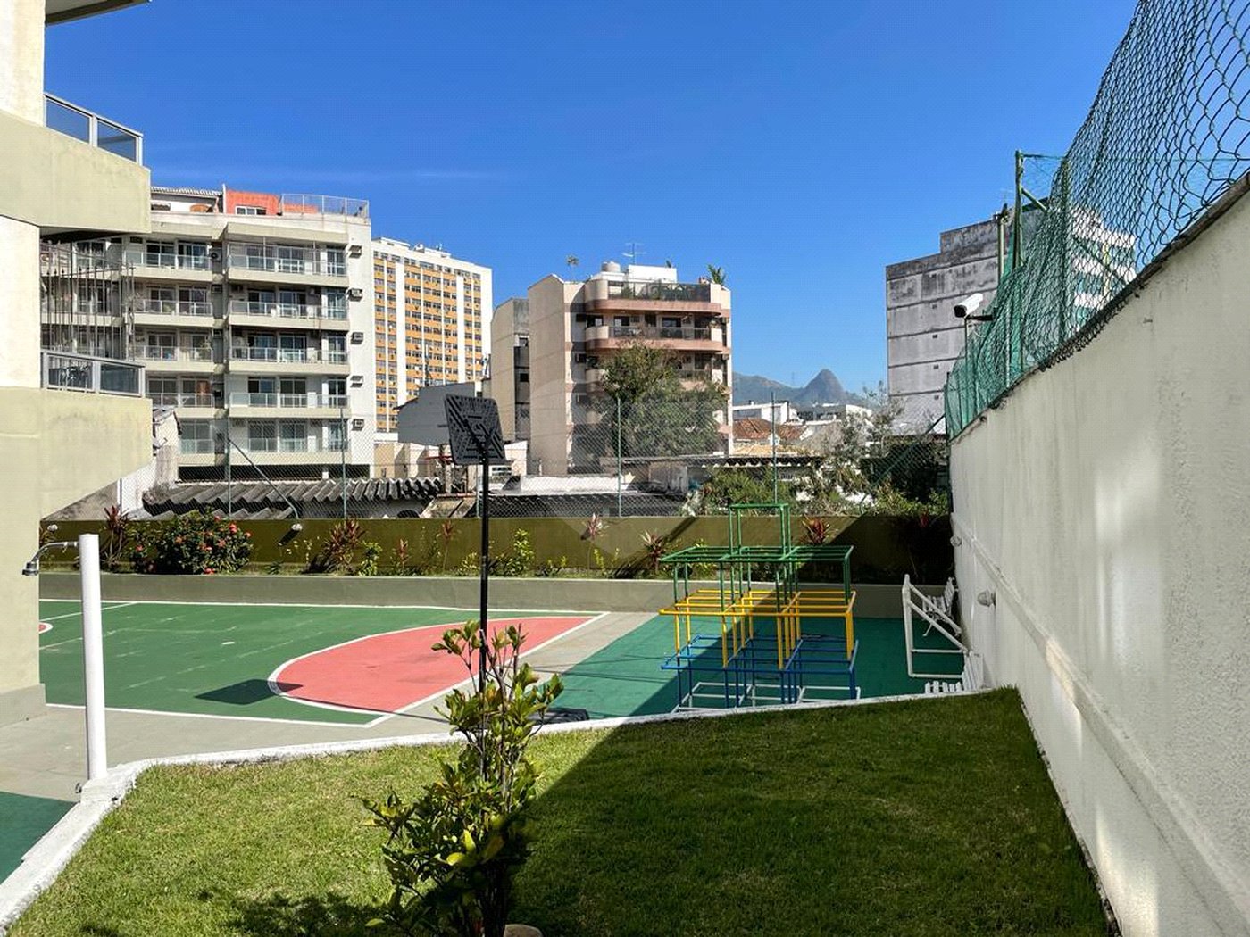 Apartamento à venda com 4 quartos, sendo 1 suíte, em Tijuca, Rio de Janeiro, RJ