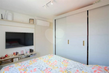 Apartamento à venda com 3 quartos, sendo 1 suíte,  em Vila Matilde, São Paulo, SP