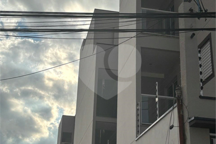 Casa à venda com 2 quartos, sendo 1 suíte, no condomínio Maracujas, São Paulo - SP