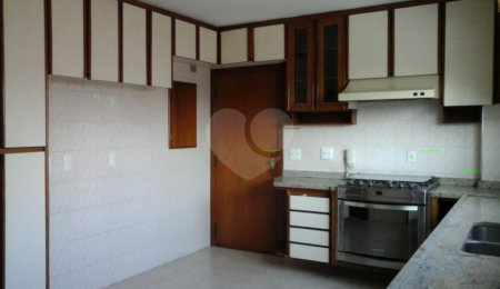 Apartamento à venda com 3 quartos, sendo 1 suíte,  em Vila Anglo Brasileira, São Paulo, SP