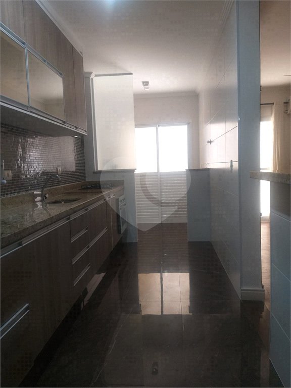 Apartamento à venda com 2 suítes em Guilhermina, Praia Grande, SP