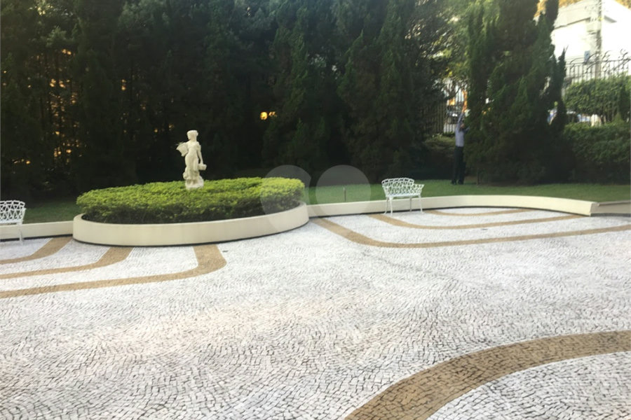 Apartamento à venda com 4 suítes em Morumbi, São Paulo, SP