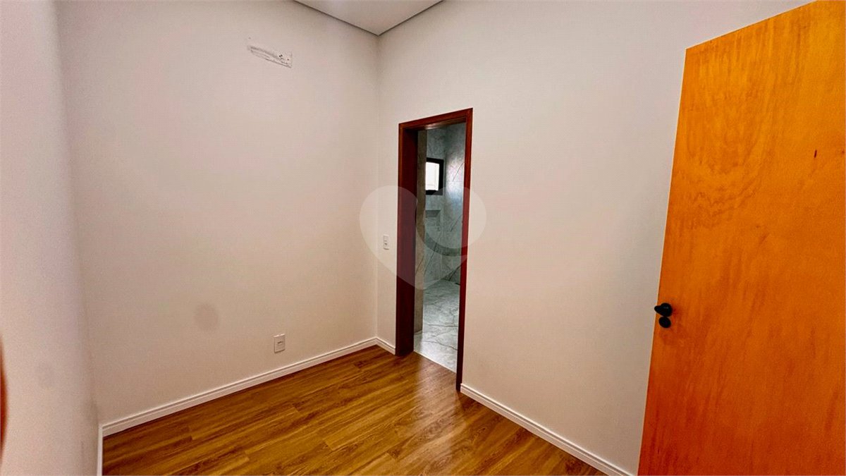 Casa à venda com 3 suítes no condomínio Campos do Conde I e II, Sorocaba - SP
