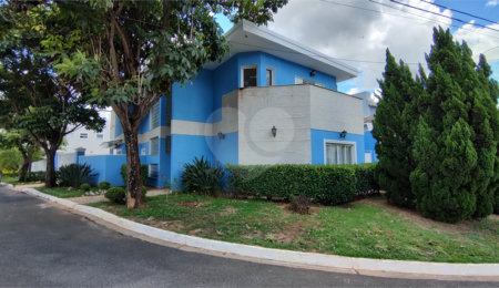 Casa à venda com 3 suítes no condomínio Parque do Varvito, Itu - SP