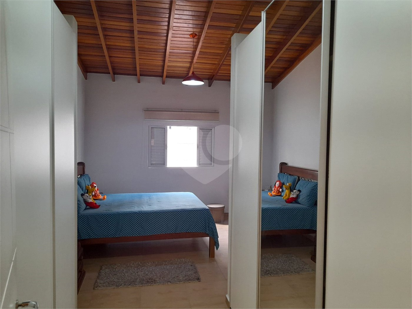 Sobrado à venda com 4 quartos, sendo 1 suíte, em Chora Menino, São Paulo, SP