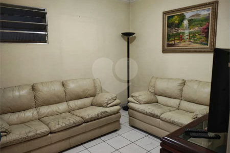 SOBRADO COMERCIAL PARA LOCAÇÃO NO RUDGE RAMOS | 197 m²