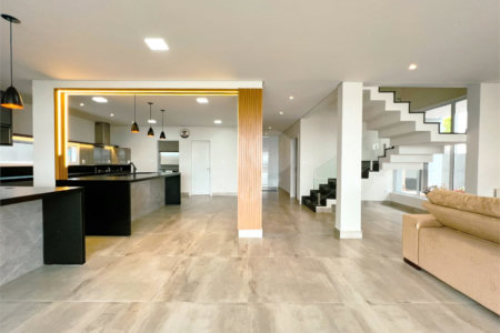 Casa à venda com 4 suítes no condomínio Alpes de Vinhedo, Vinhedo - SP