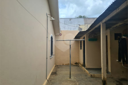 Casa térrea para venda.