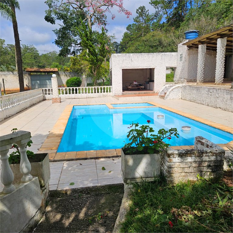 Sítio à venda com 2 quartos, sendo 1 suíte,  em Alto da Serra (mailasqui), São Roque, SP