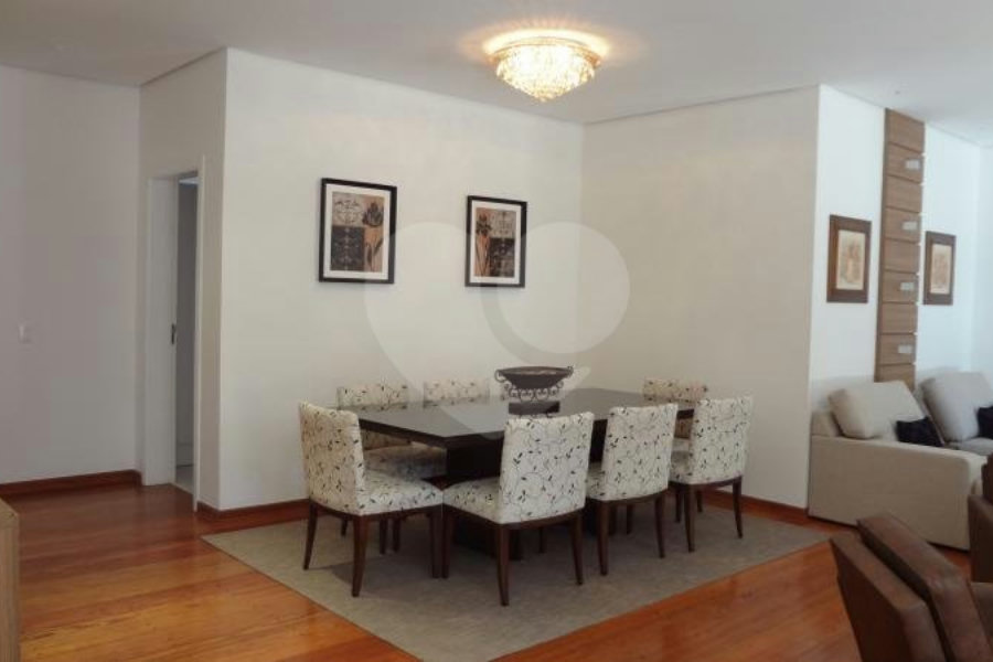 Duplex à venda com 6 suítes no Centro, Campos do Jordão, SP