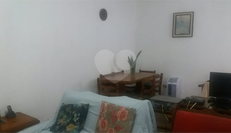 Casa à venda com 2 quartos em Parada Inglesa, São Paulo, SP