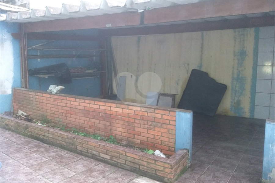 Casa à venda com 3 quartos, sendo 2 suítes, em Vila Paulicéia, São Paulo, SP