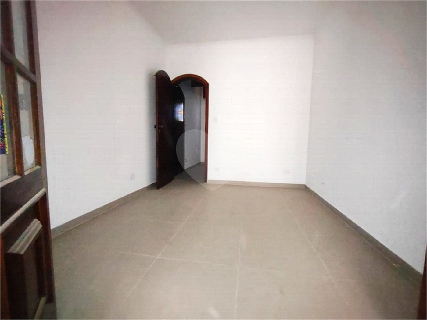 Sobrado à venda ou para alugar com 5 quartos, sendo 3 suítes, em Jardim Franca, São Paulo, SP