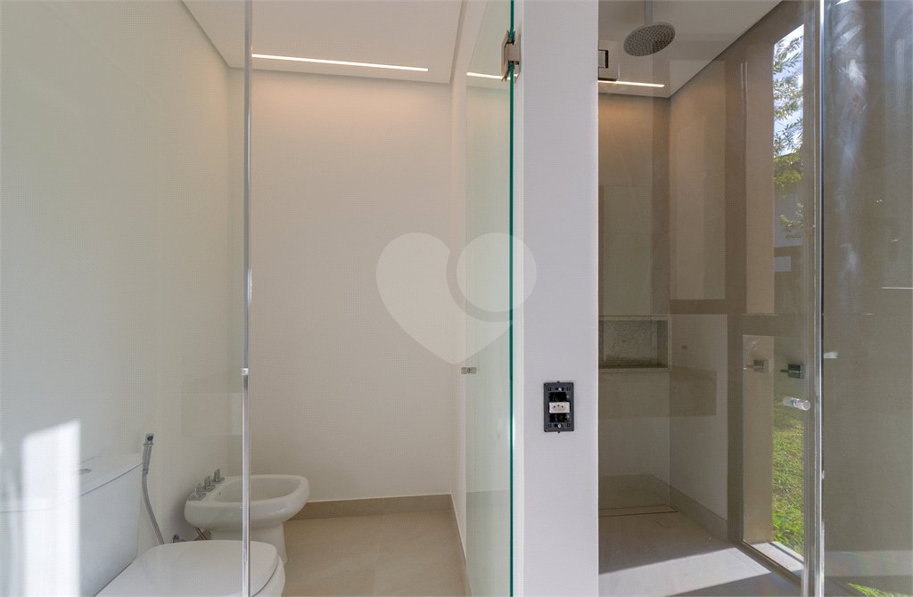 Casa à venda com 5 suítes no condomínio Chácara Flora, São Paulo - SP