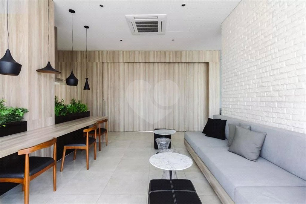 Apartamento à venda com 2 quartos, sendo 1 suíte,  em Barra Funda, São Paulo, SP